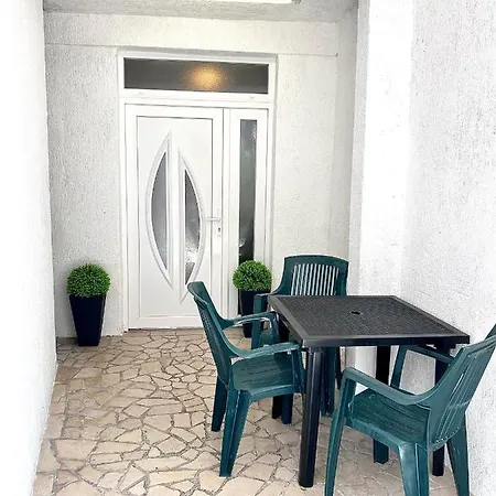 Apartment Senia Senj  Buitenkant foto