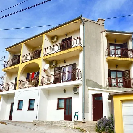 Apartment Senia Senj  Buitenkant foto